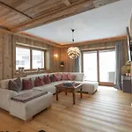 In Near Lift Chalet Ellmau