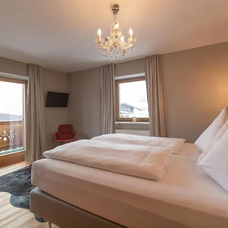 In Near Lift シャレー